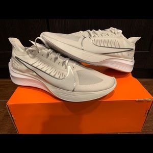 Nike Zoom Gravity